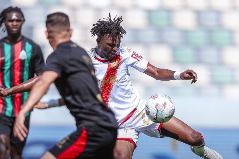 الجيش الملكي يحسم الكلاسيكو أمام الوداد ويعتلي صدارة البطولة الاحترافية