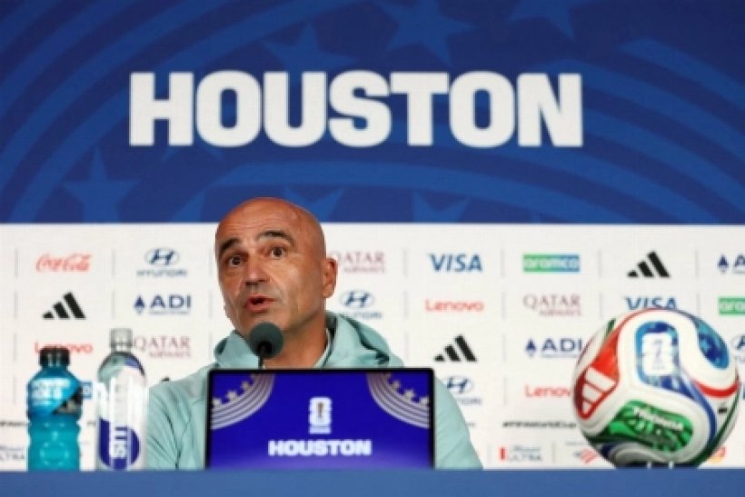 مدرب منتخب البرتغال على طاولة فريق سعودي بعد المونديال