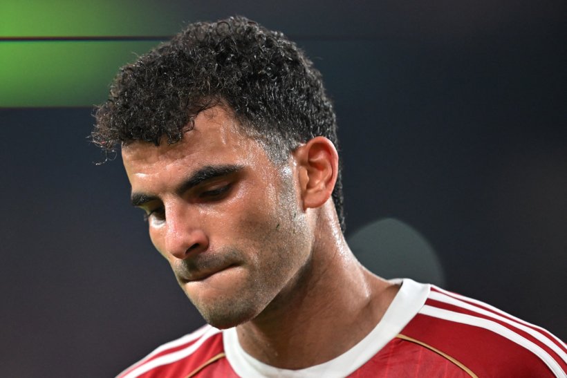 الأهلي يتجه لتخفيض راتب زيزو السنوي