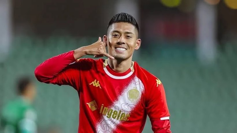 الرياض يُفاوض البوليفي راميرو فاكا