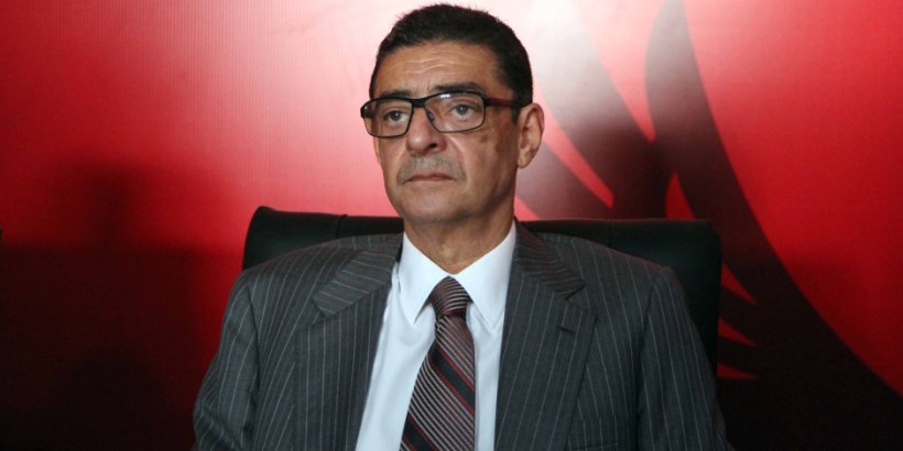 رئيس الأهلي السابق: خسرنا الدوري أمام الزمالك بسبب التحكيم