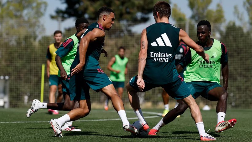 ريال مدريد يواصل تدريباته استعداداً للموسم الجديد