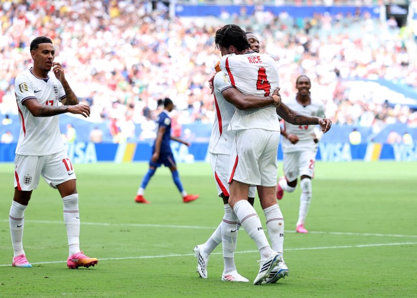 إنجلترا تحقق فوزاً مثيراً على فرنسا وتحرز برونزية كأس العالم