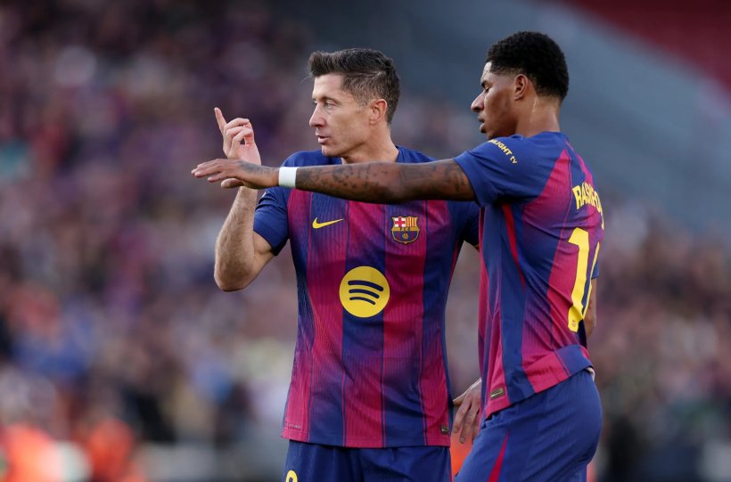 برشلونة يضع المهاجم الجديد على رأس أولوياته بعد رحيل ليفاندوفسكي وراشفورد