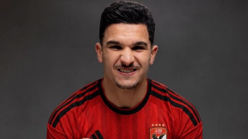 من هو منصف بقرار مهاجم الأهلي الجديد؟