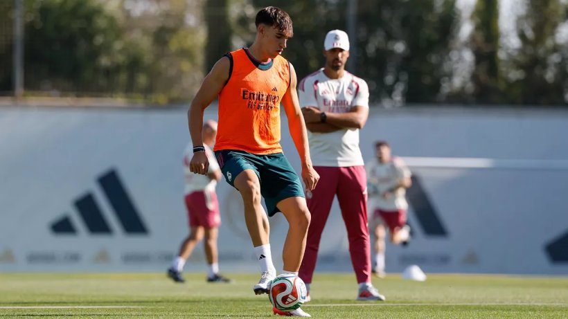 كارلوس إسبي ينضم إلى تدريبات ريال مدريد