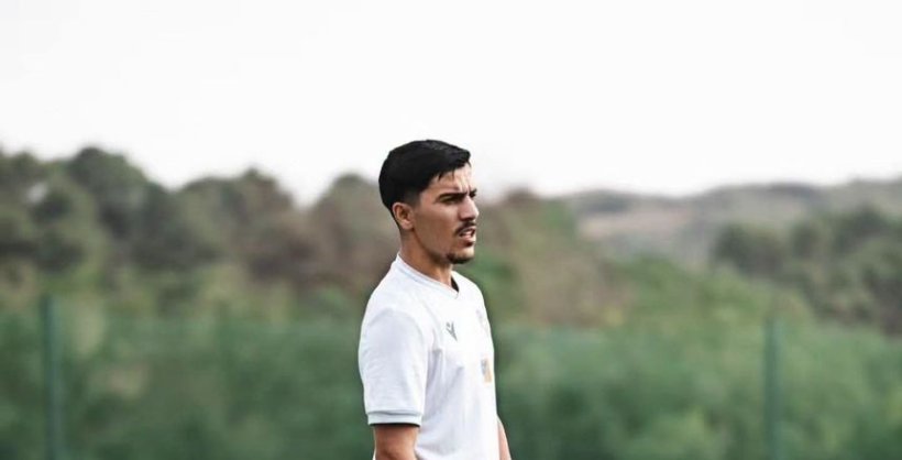 رسميًا..المصري يتعاقد مع الجزائري خير الدين طوال