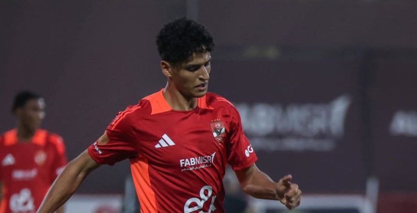 الأهلي يعدل عقد لاعبه الشاب محمد عبد الله