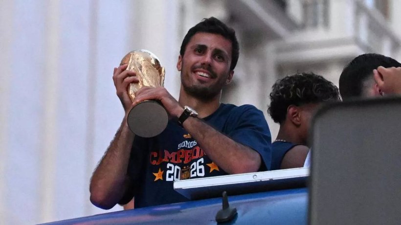 برشلونة يراقب رودري رغم صعوبة الصفقة بسبب مطالب مانشستر سيتي