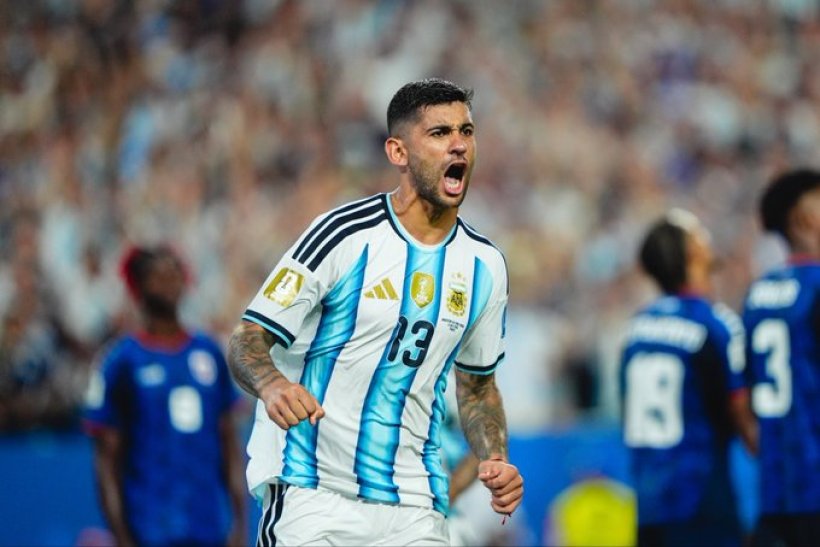 روميرو ينتظر موقف برشلونة قبل الرحيل عن توتنهام