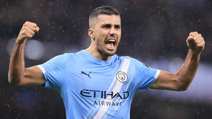 مانشستر سيتي يرفض عرض برشلونة الثاني للتخلي عن رودري