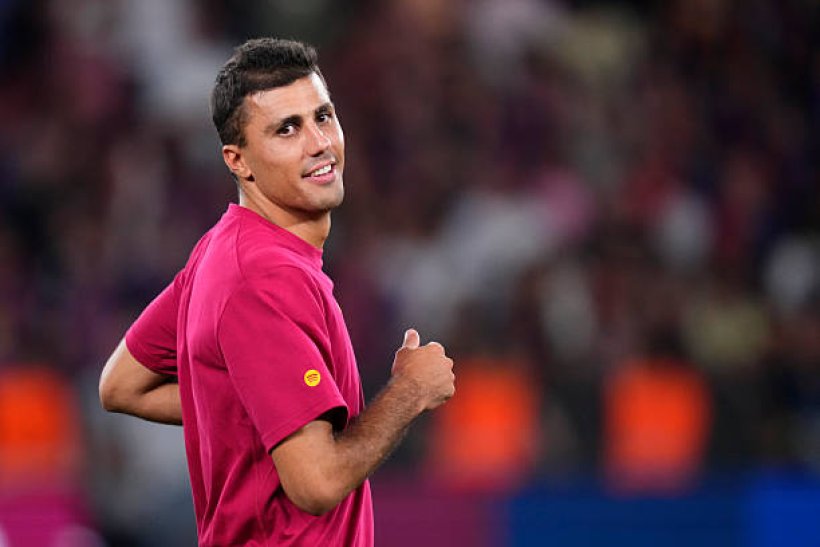 رودري يقترب من الظهور الأول مع برشلونة