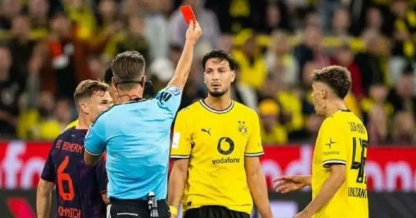 إيقاف رامي بن سبعيني مباراتين بعد طرده أمام بايرن ميونخ