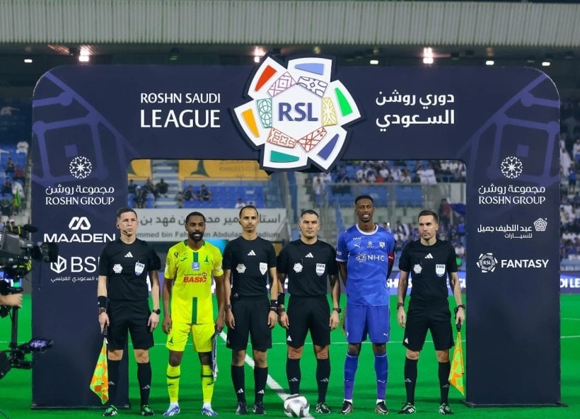 50 حالة إغماء بين الجماهير في مباراة الخليج والهلال