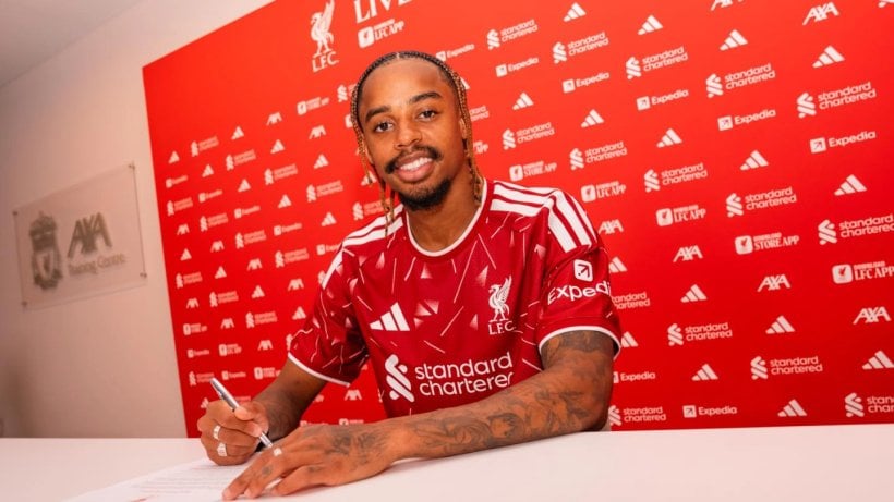 رسميًا | ليفربول يعلن التعاقد مع برادلي باركولا