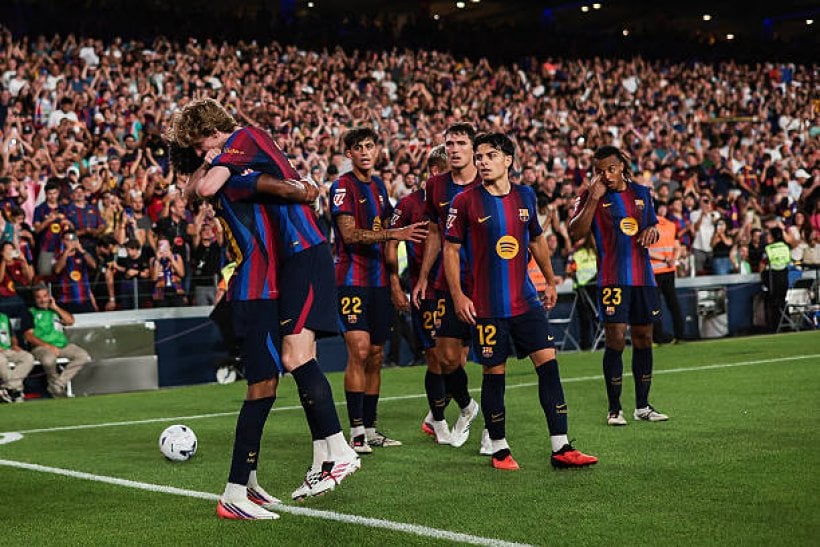 دفاع برشلونة تحت التقييم