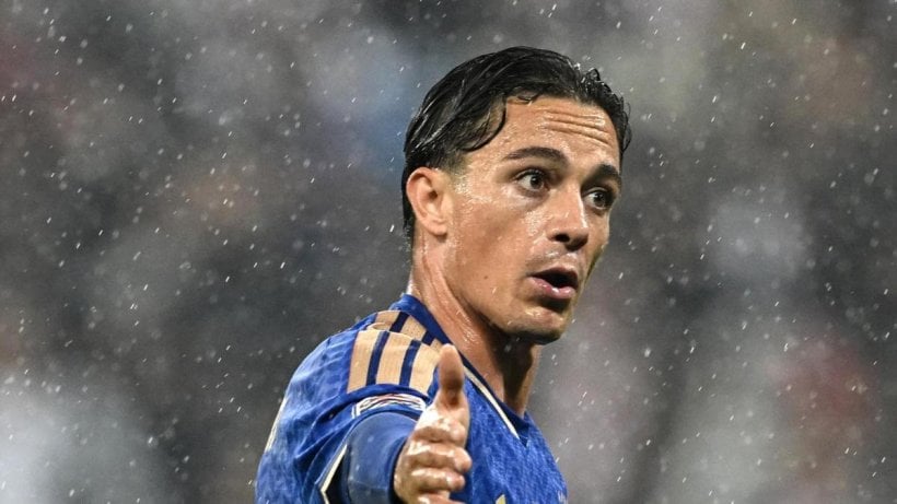 إيطاليا.. راسبادوري يغادر معسكر المنتخب بسبب الإصابة