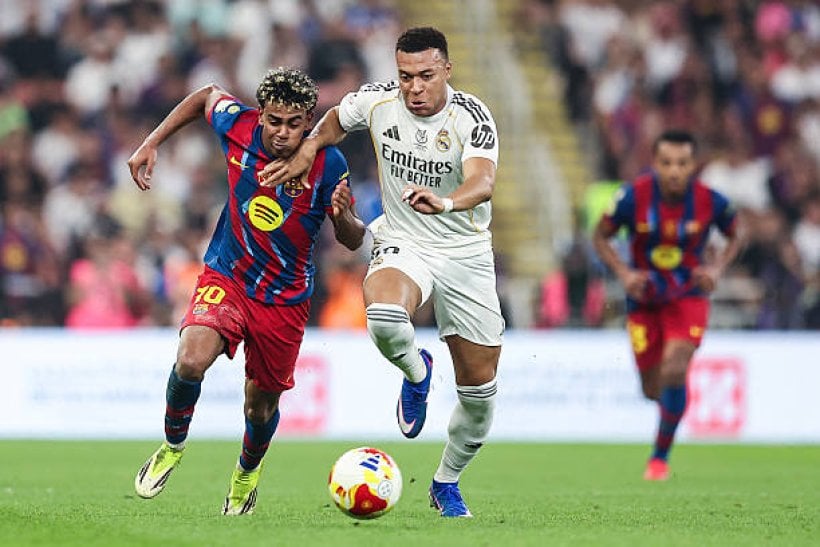 تقرير: قبل الكلاسيكو.. لماذا يثير برشلونة القلق داخل ريال مدريد؟