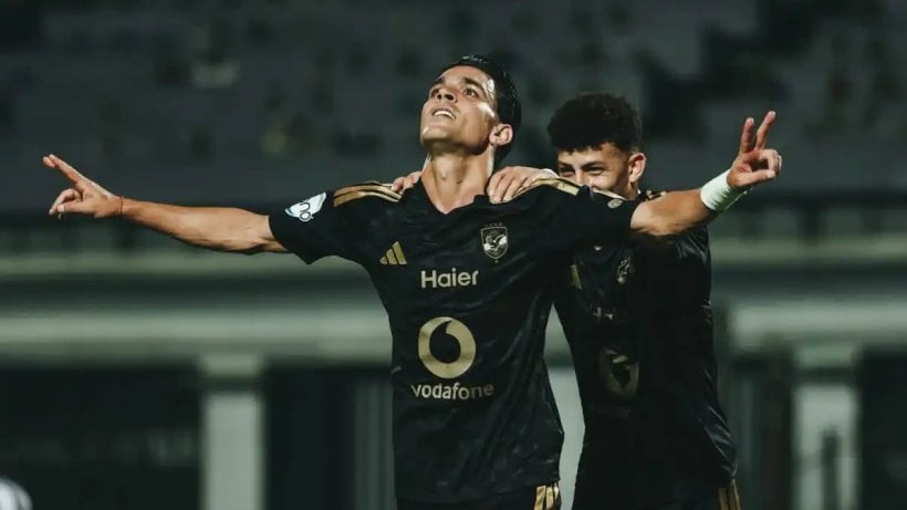 أهلي بنغازي يحسم موقفه من فتوح وبن شرقي