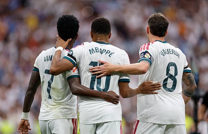 قبل الكلاسيكو.. ثلاثة لاعبين فقط من ريال مدريد هزوا شباك برشلونة في كامب نو