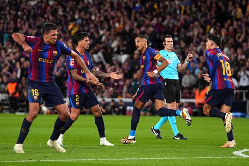 عقب خسارتي باريس وريال مدريد.. لاعبو برشلونة يجتمعون لتعزيز تماسكهم